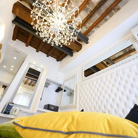 Domus Spagna Frattina Рим Номер фото