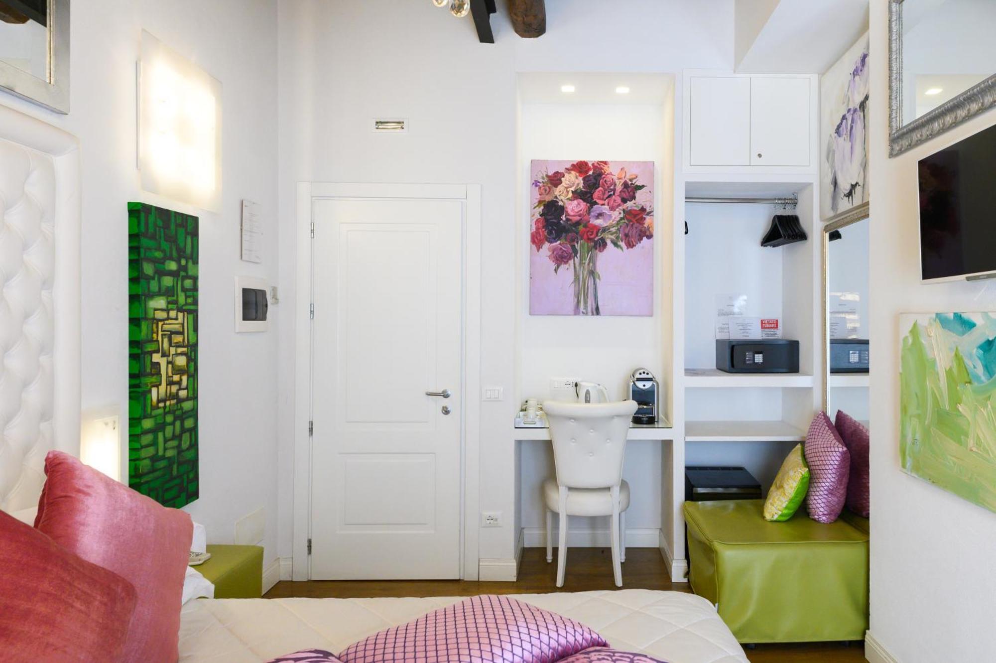 Domus Spagna Frattina Рим Номер фото